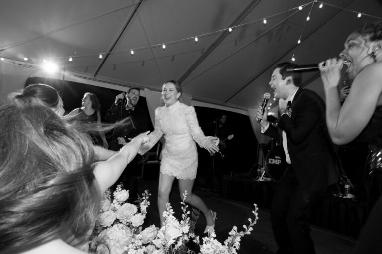Dallas Arboretum Degoyler Wedding 1123 768x512