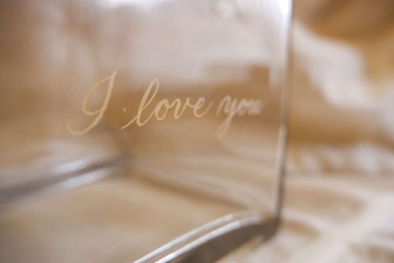 glass engraving i love you handwritten by belle 768x512