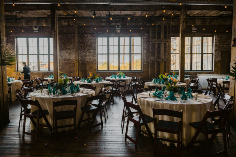 brooklyn greenpoint loft wedding 098 1030x687 1 768x512